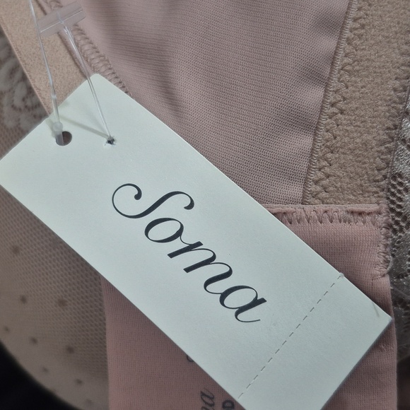 38DDD Soma Stunning Support No Show Minimizer UW Bra Nude - Picture 7 of 8